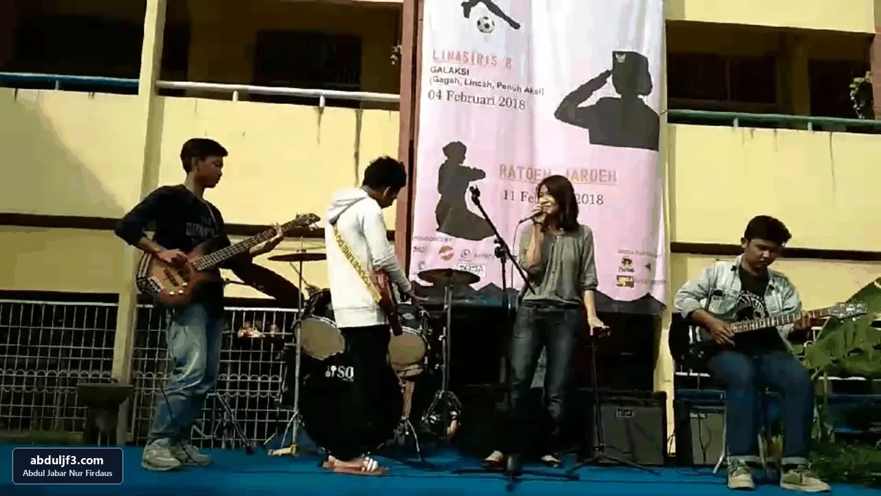 Band Live Performance